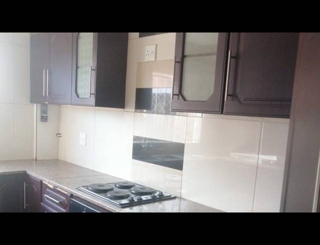 5 BEDROOM HOUSE FOR SALE IN MOORTON